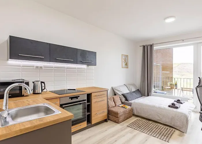 : Sporty Serenity Apartment Bratislava